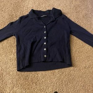 Brandy melville dark blue cropped shirt, very flattering and pretty,